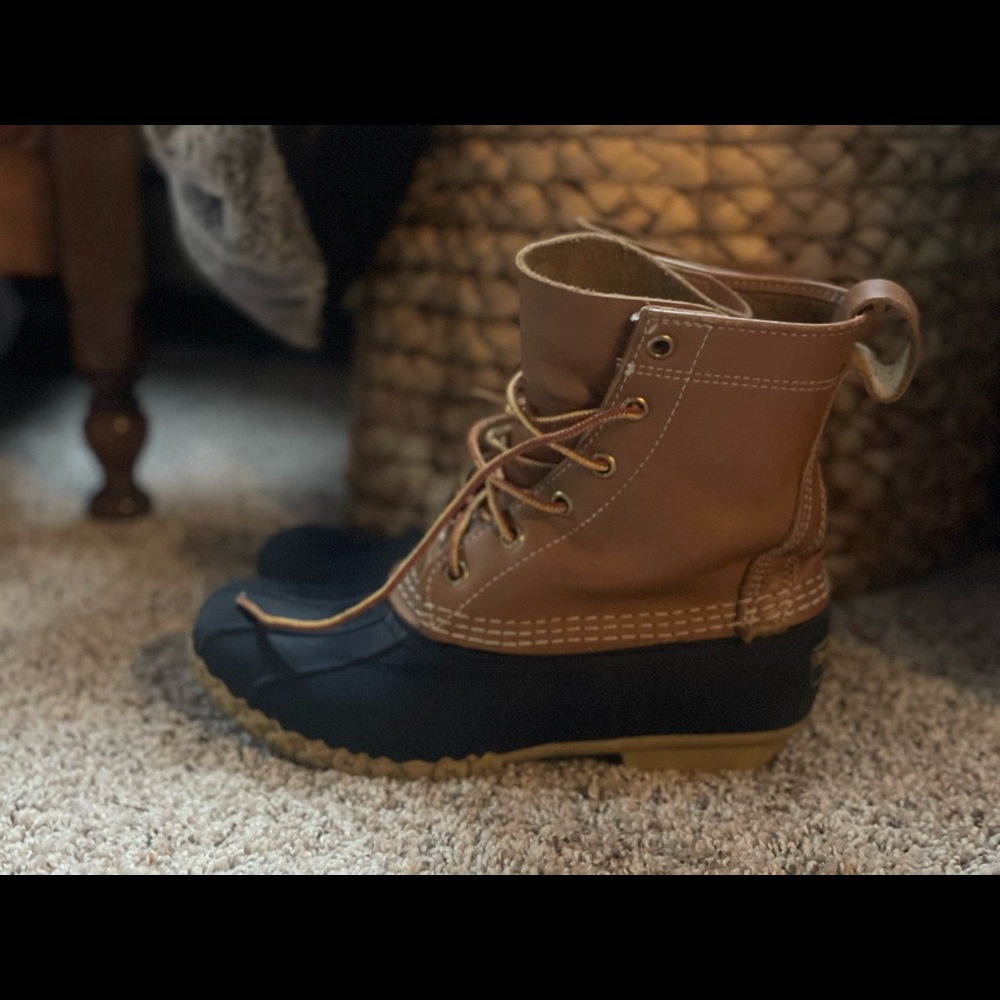 L.L. Bean Women's 8" Bean Boots Outdoor Boots